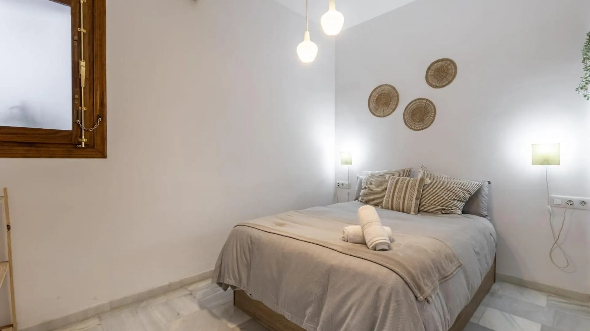 Luxury Suite De Trabuco Granada Apartment