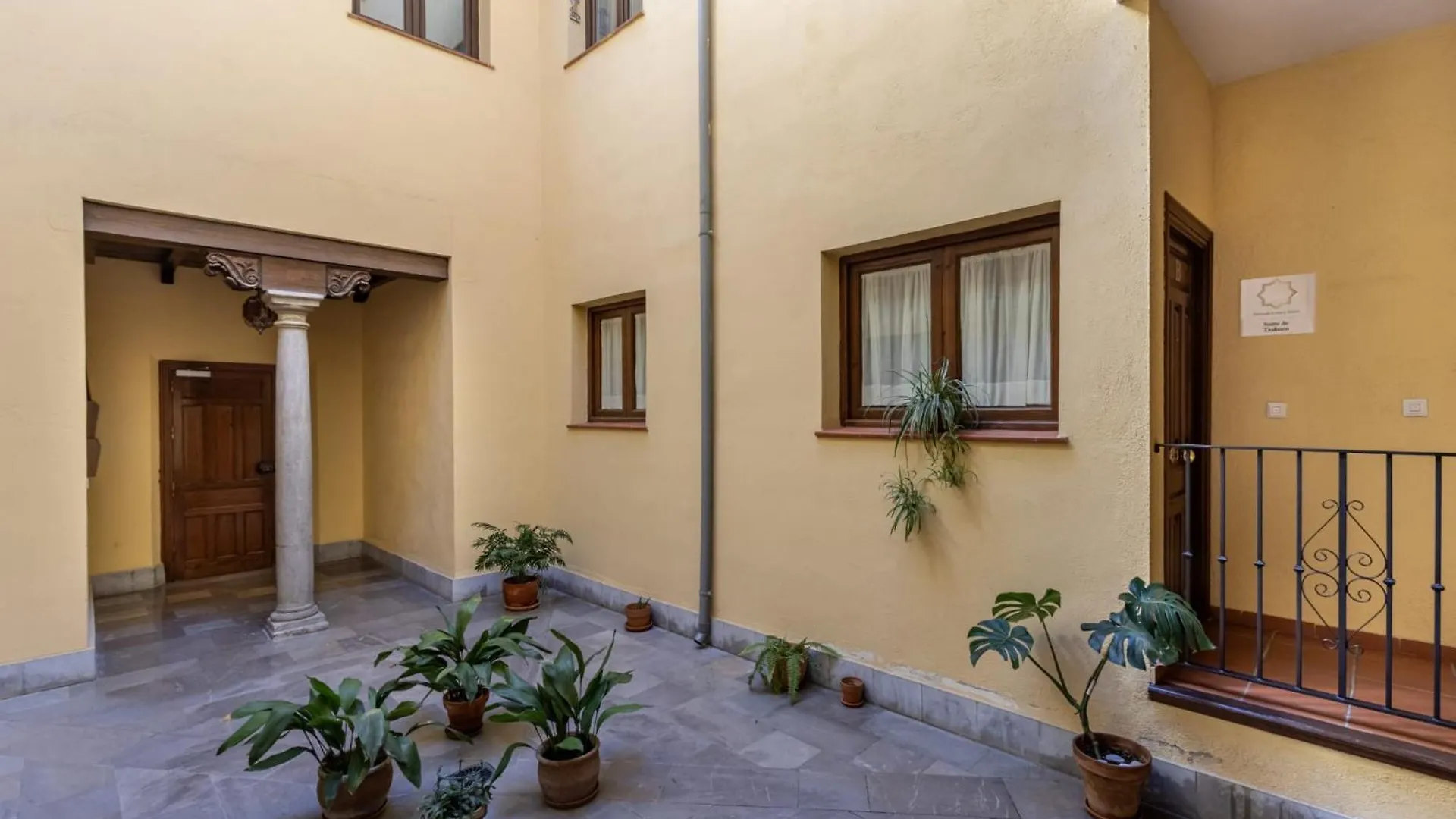 Luxury Suite De Trabuco Granada Apartment